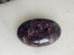 Red Garnet Palm Stone